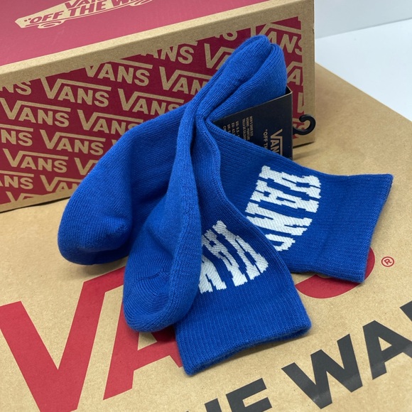 VANS "Off The Wall" socks
New with the tag authentic Vans socks (1 pair) - Picture 14 of 16
